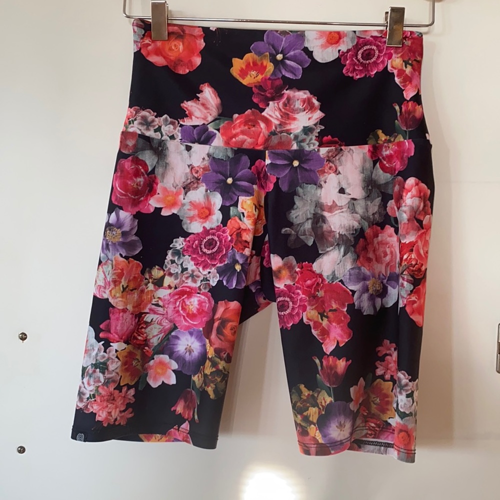 Onzie bike shorts